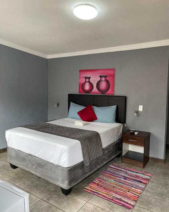 Ga-Rankuwa Bed & Breakfast | HiLands Peak B&B