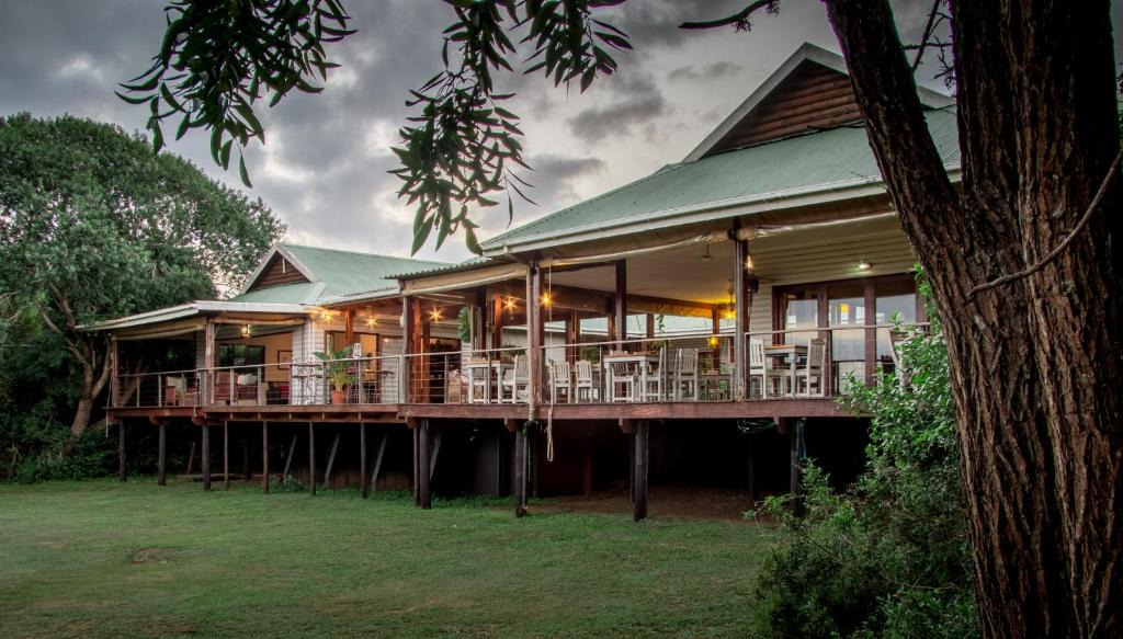 Hluhluwe Cabin | Hluhluwe River Lodge