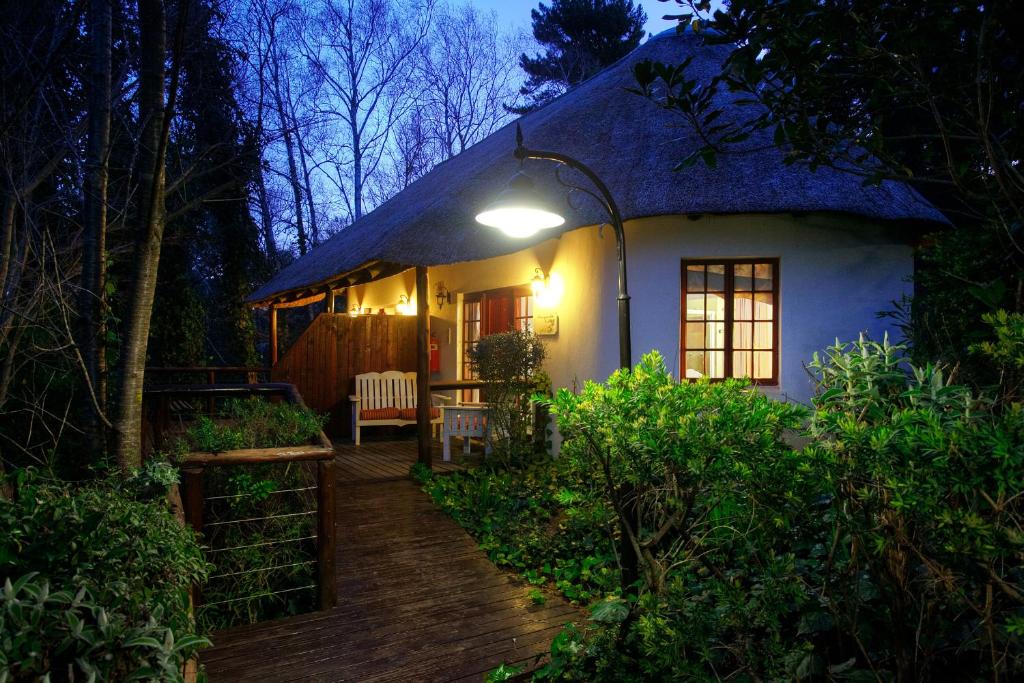 Hogsback Hotel | Hogsback Arminel Hotel