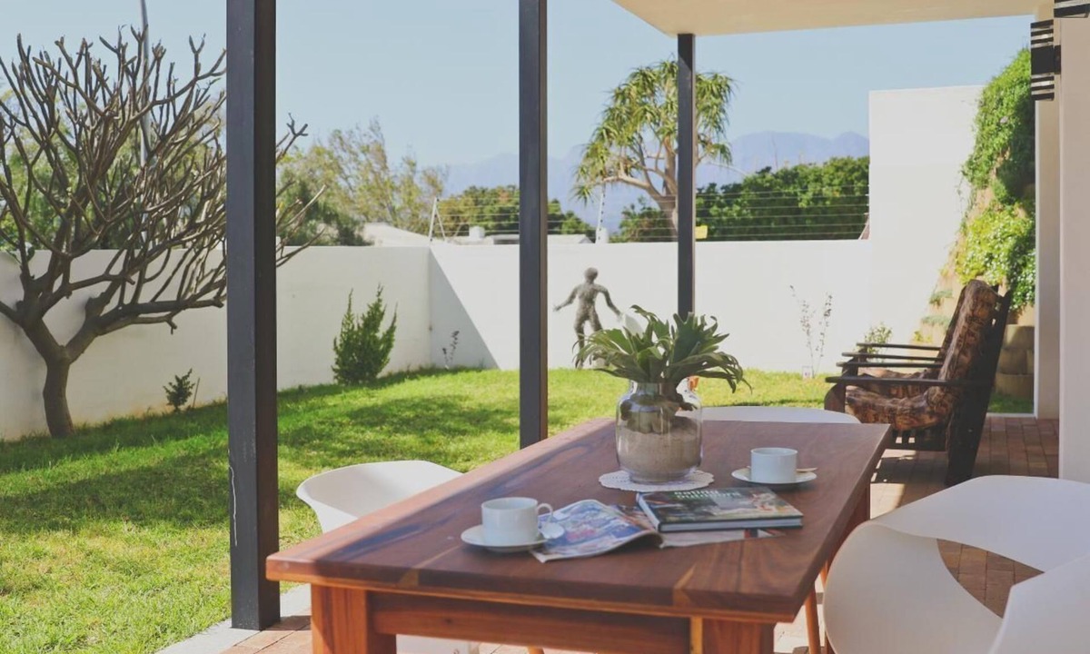 Gordons Bay Central Apartment | Holiday apartment Gordons Bay for 1 - 4 persons with 2 bedrooms - Holiday apartment