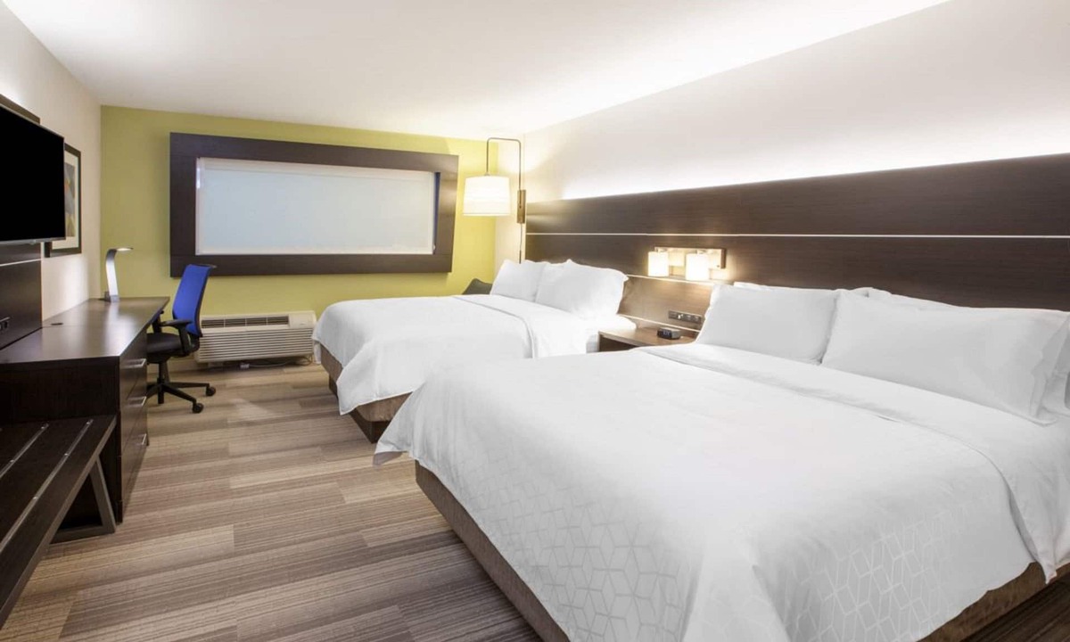 South San Jose Hotel | Holiday Inn Express & Suites San Jose Silicon Valley by IHG