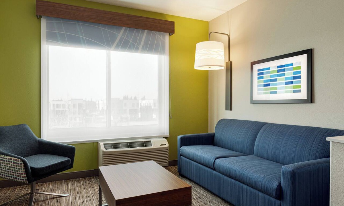 Hayward Hotel | Holiday Inn Express & Suites Hayward - Castro Valley by IHG