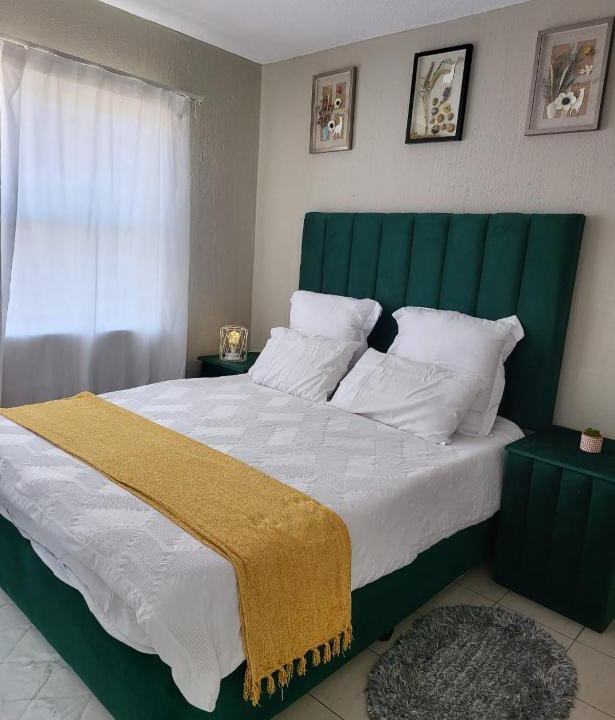 Weltevredenpark House | HOME STAY APARTMENT IN WELTERVREDEN PARK
