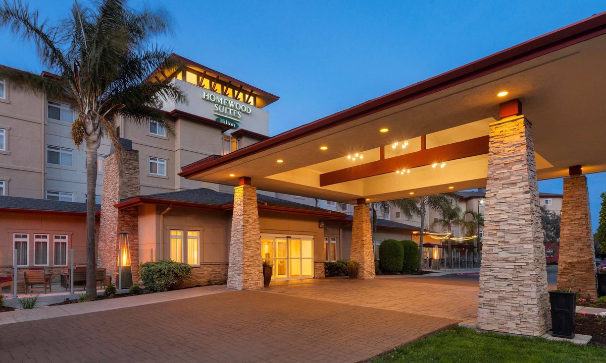 Brisbane Hotel | Homewood Suites by Hilton San Francisco Airport North