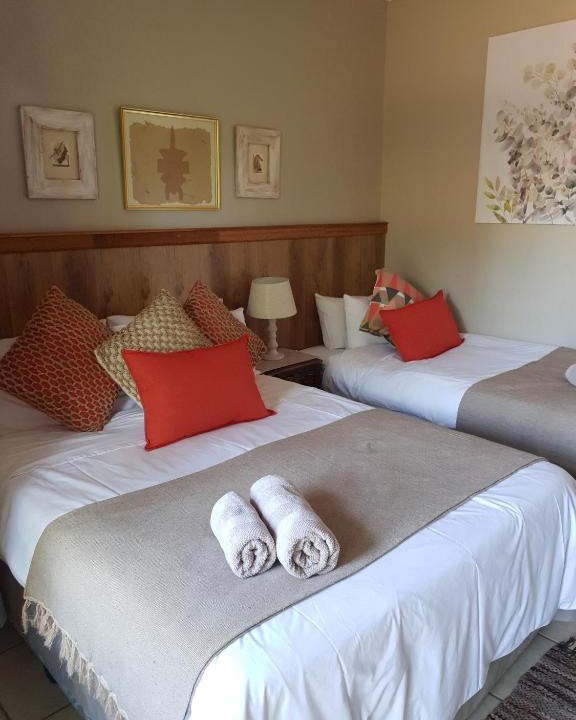 Hammanskraal Cabin | Honey Lodge