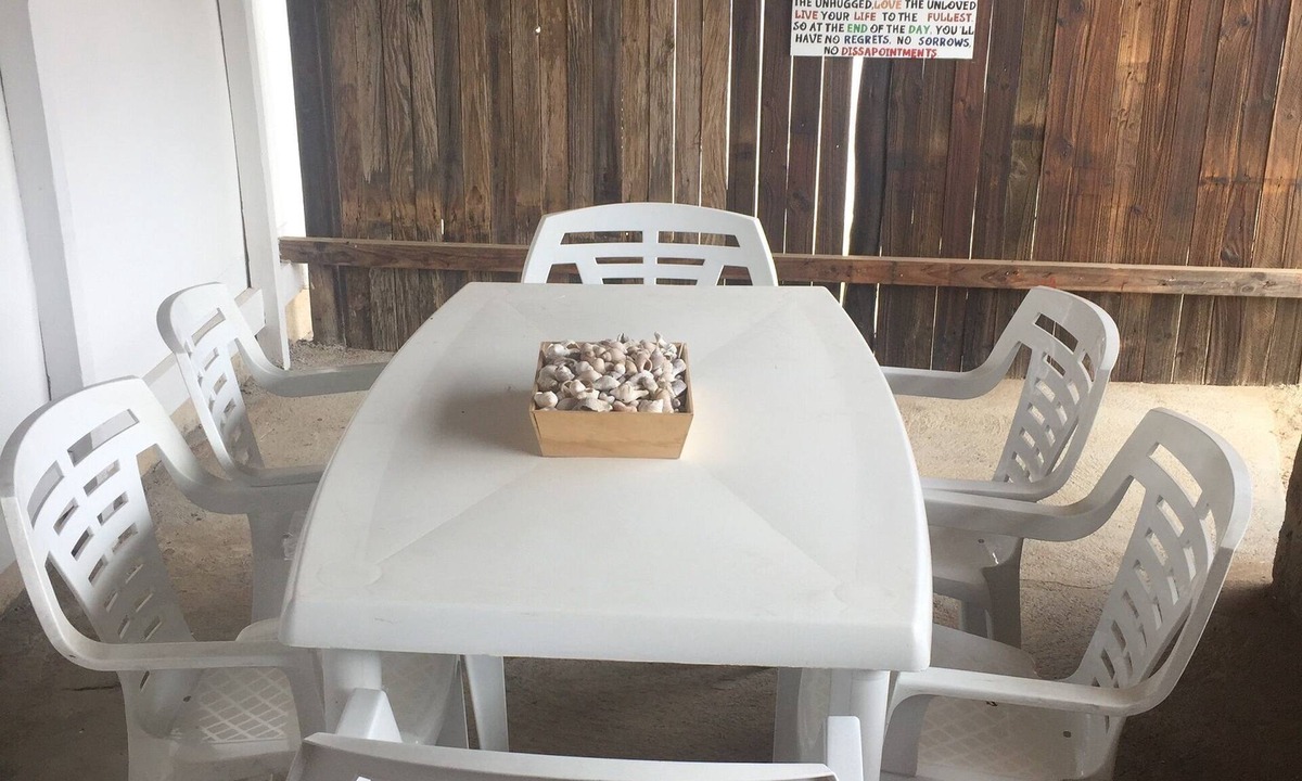 Hondeklip Bay House | Honne-Hemel Self Catering: Bacchus