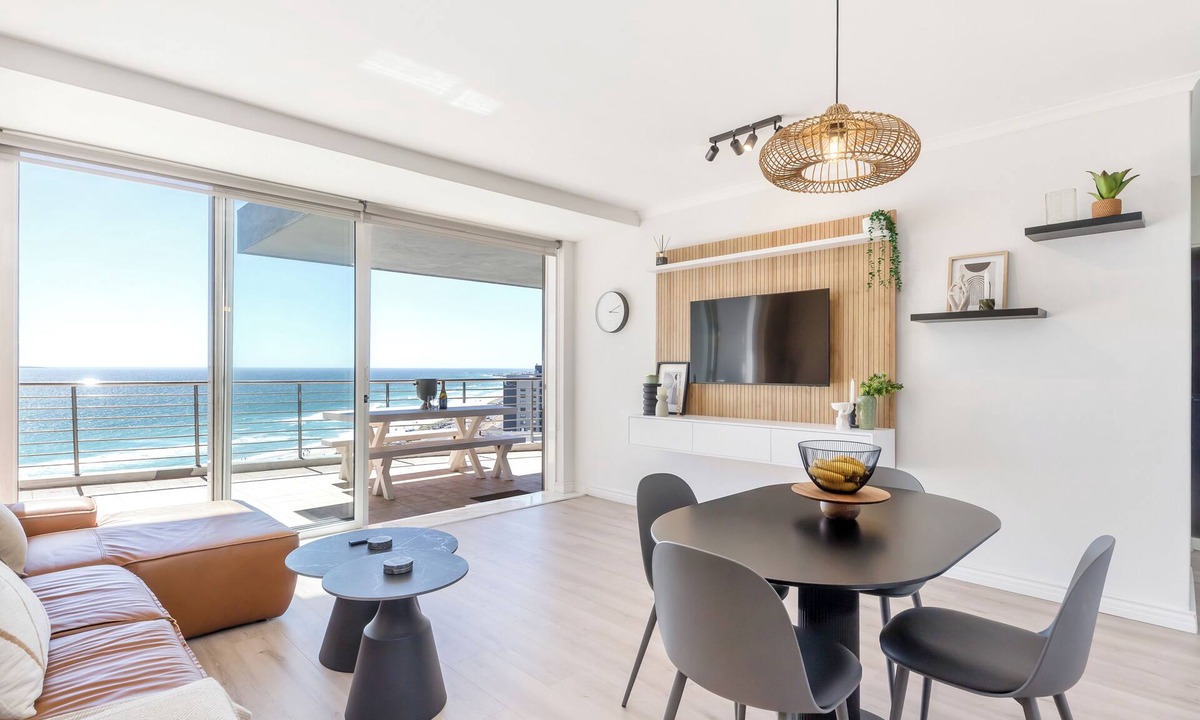 Bloubergstrand Apartment | Horizon Bay 803 by HMH