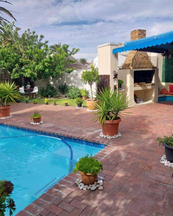 Bloubergstrand Hostel | Hostel ∙ 8 guests