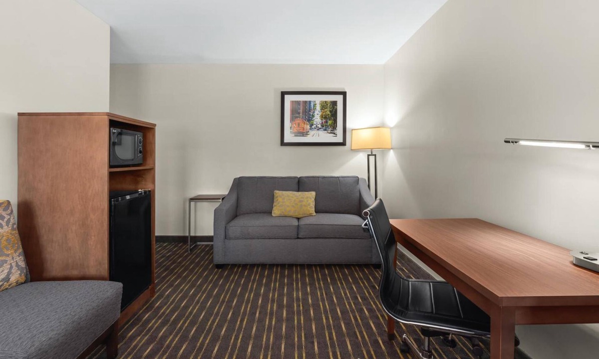 San Bruno Hotel | Hotel Aura SFO