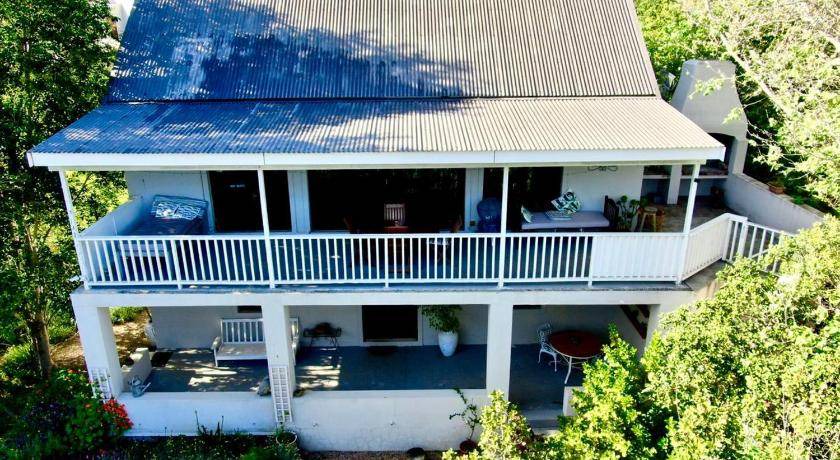 Stanford House | House ∙ 3 bedrooms ∙ 6 guests