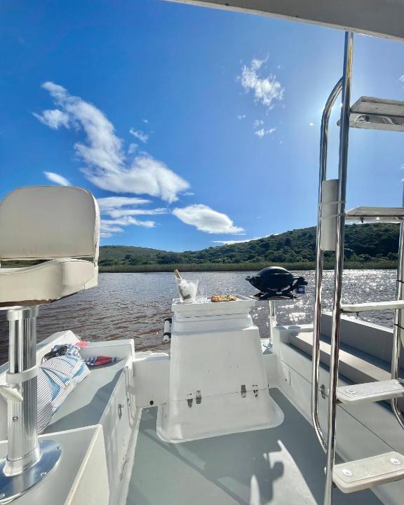 Port Beaufort Boat Rental | Houseboats - Living The Breede - Valid Skippers License compulsory