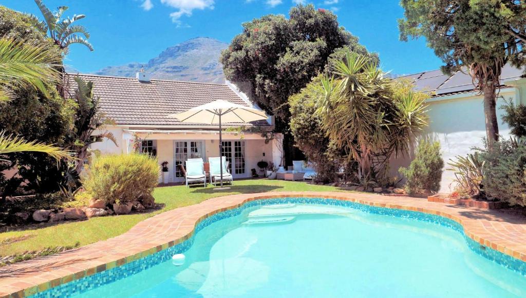 Hout Bay House | Hout Bay Beach Cottage