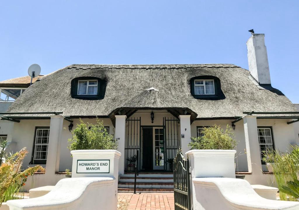 Pinelands Bed & Breakfast | Howards End Manor B&B