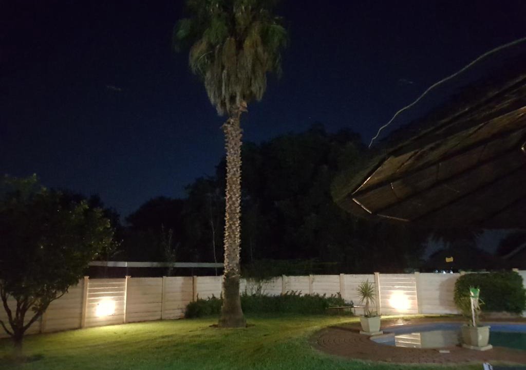 Vanderbijlpark Apartment | Huis Afrika