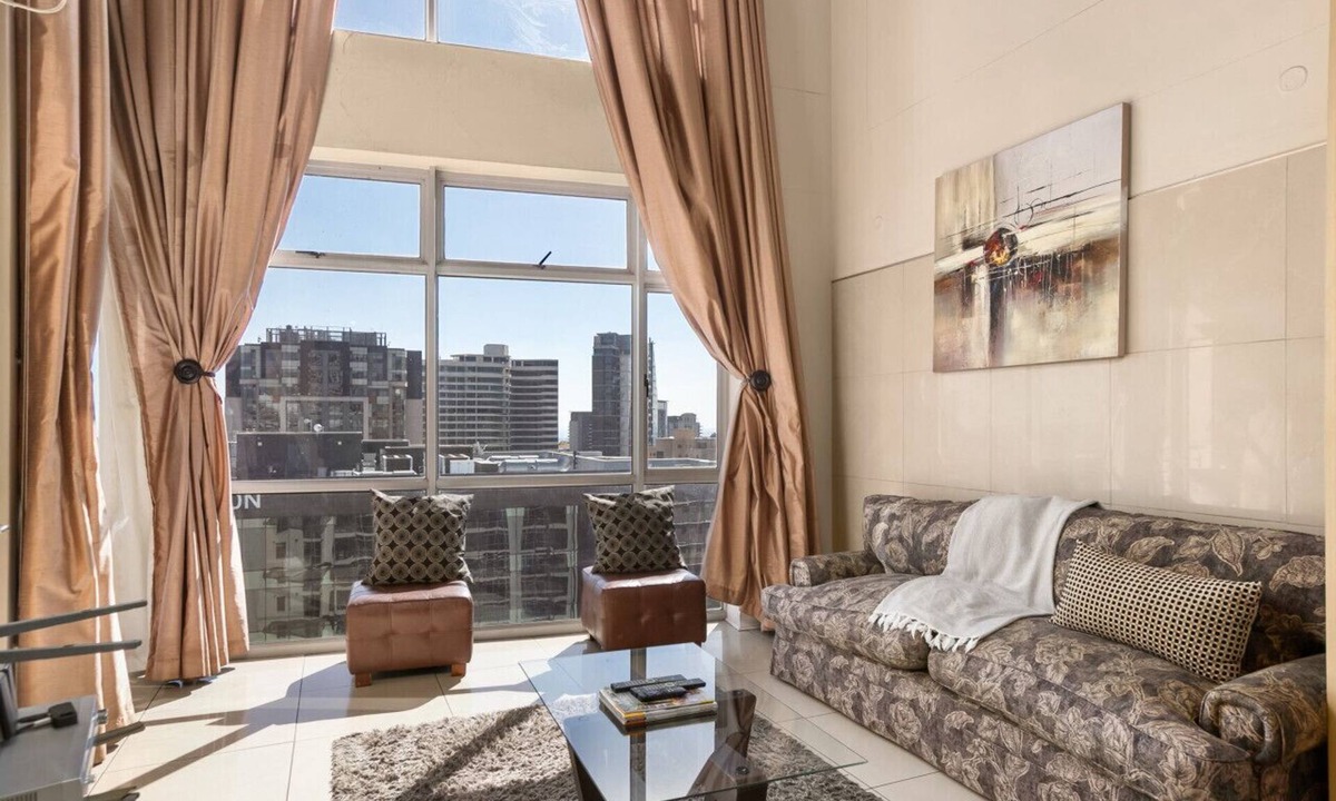 Sandown Apartment | Hydro Park Penthouse Loft