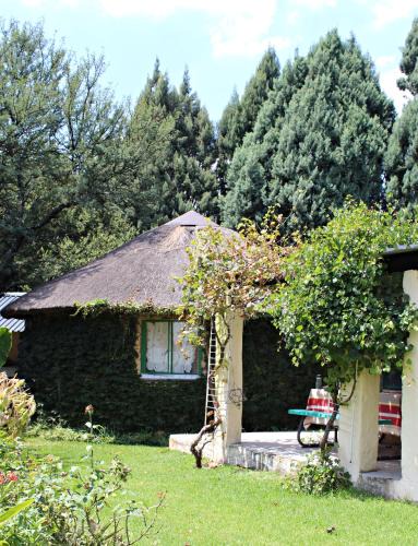 Tierpoort House | ilyn pottery cottage