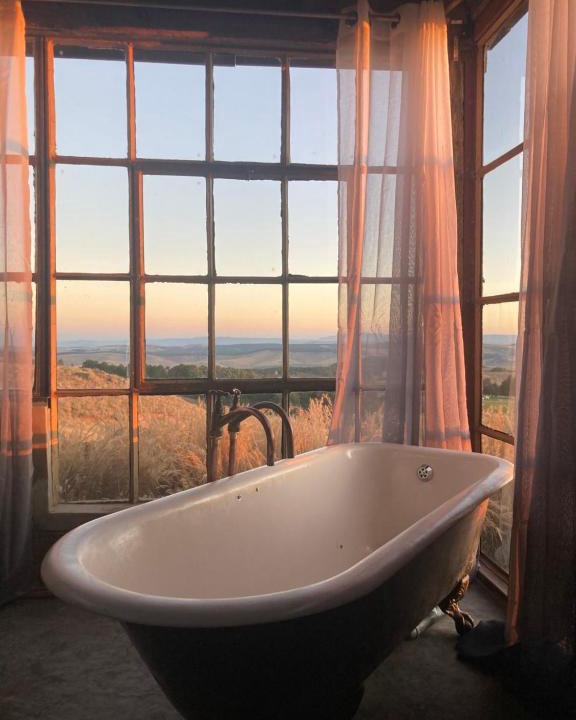 Mpofana House | Infinity South Side Suite