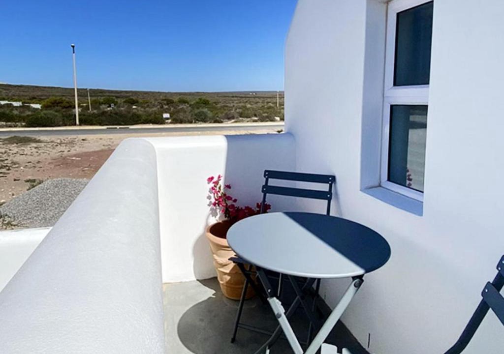 Paternoster Apartment | Infinity