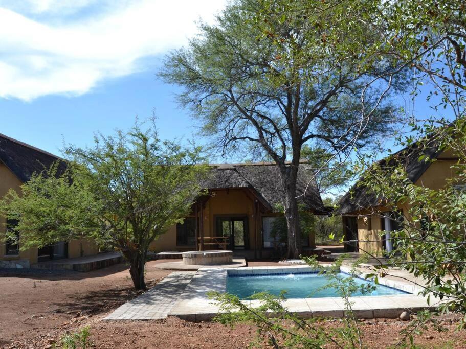 Hoedspruit House | Ingweyame Lodge