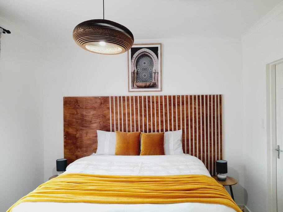 Estcourt House | Inkazimulo Airbnb