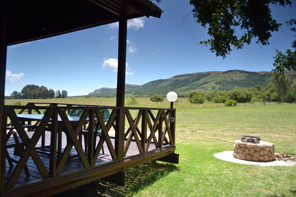 Maanhaarrand Resort | Intaba Thulile