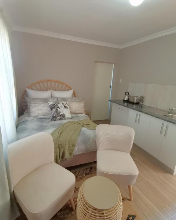East London Apartment | Izibusiso Guest room