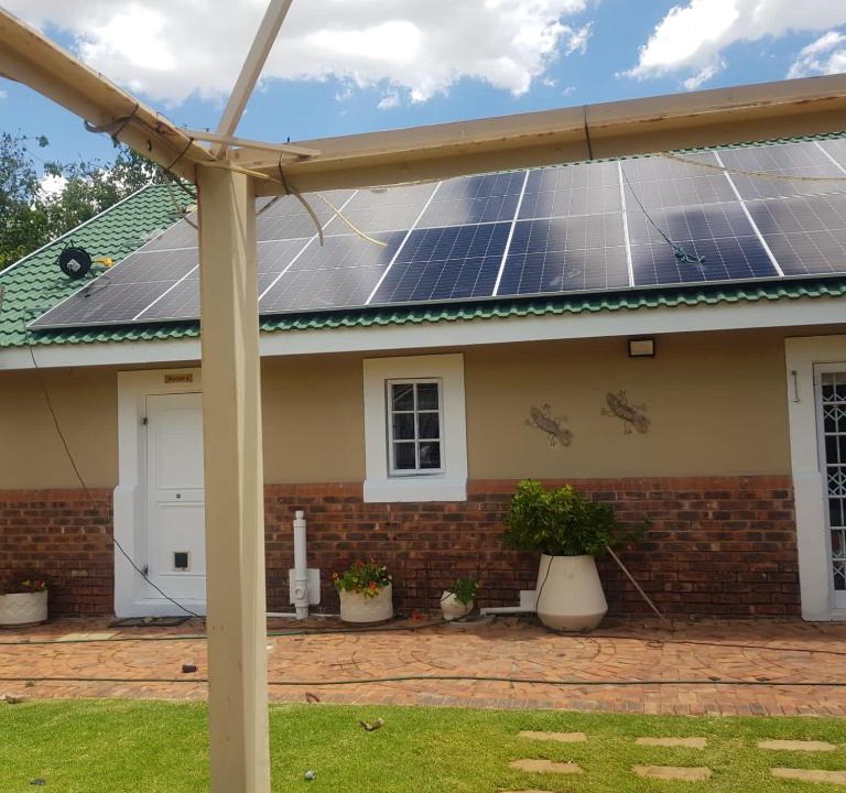 Riebeeckstad Bed & Breakfast | Jolani Guest House