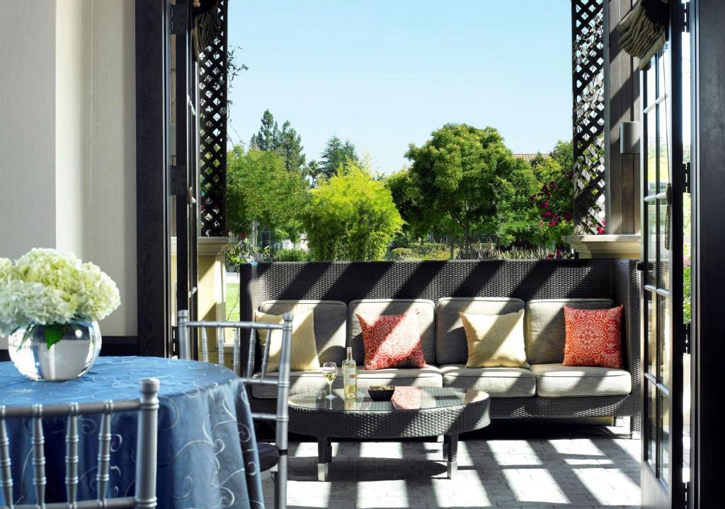 Cupertino Hotel | Juniper Hotel Cupertino, Curio Collection by Hilton