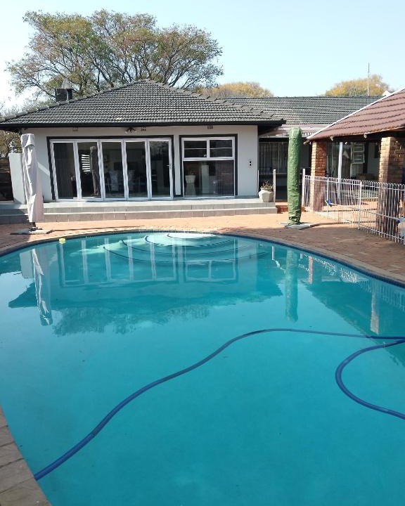Fairland Bed & Breakfast | Just B Zone Guest House