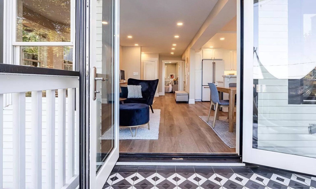 Noe Valley House | [JUST RENOVATED] 2bd with storage luxury remodel nested in quiet Noe Valley