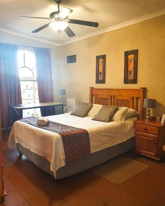 Potchefstroom House | Just Tiffany Guest House & Conference Facility