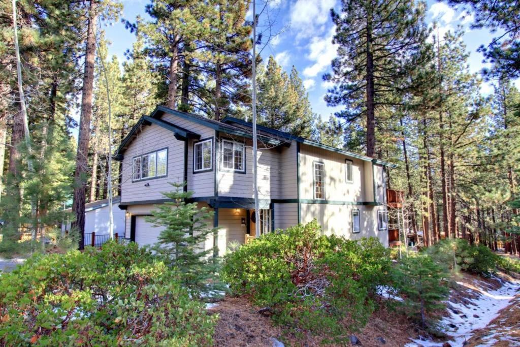 Pioneer Trail House | Kamp Koyukon