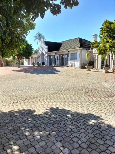 Uitenhage Apartment | Kariega Apartments - 4 Graaff-Reinet Rd