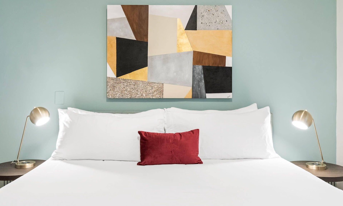 Lower Nob Hill House | Kasa La Monarca | Modern Studio in San Francisco, Explore Nob Hill