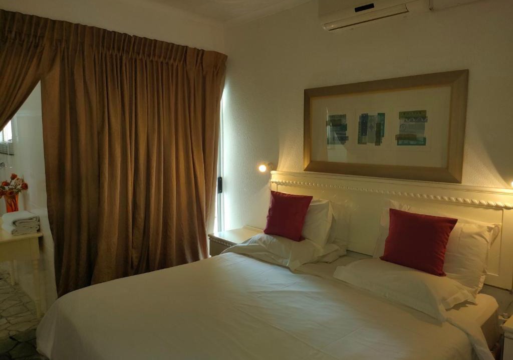 Moses Kotane House | Kea bed and breakfast