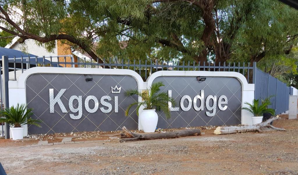 Kimberley House | Kgosi Lodge