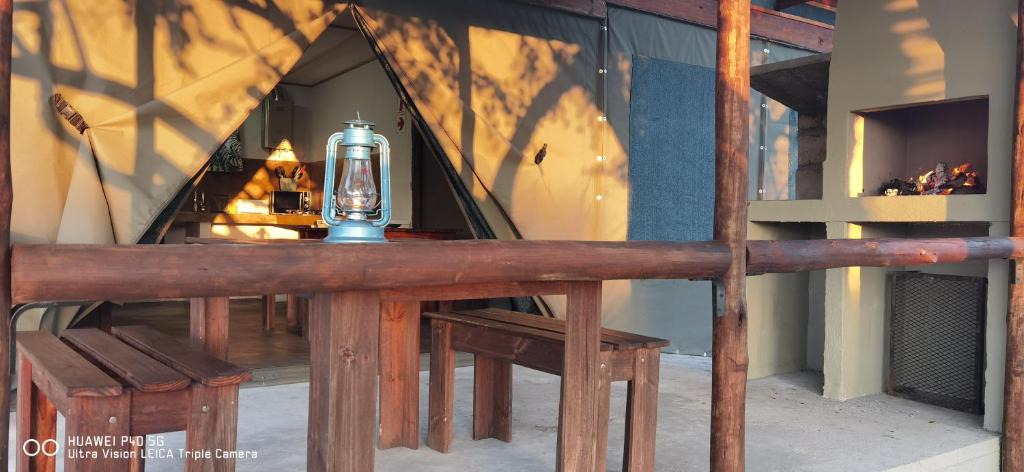KwaMazambane Cabin | Kingfisher Bush Lodge