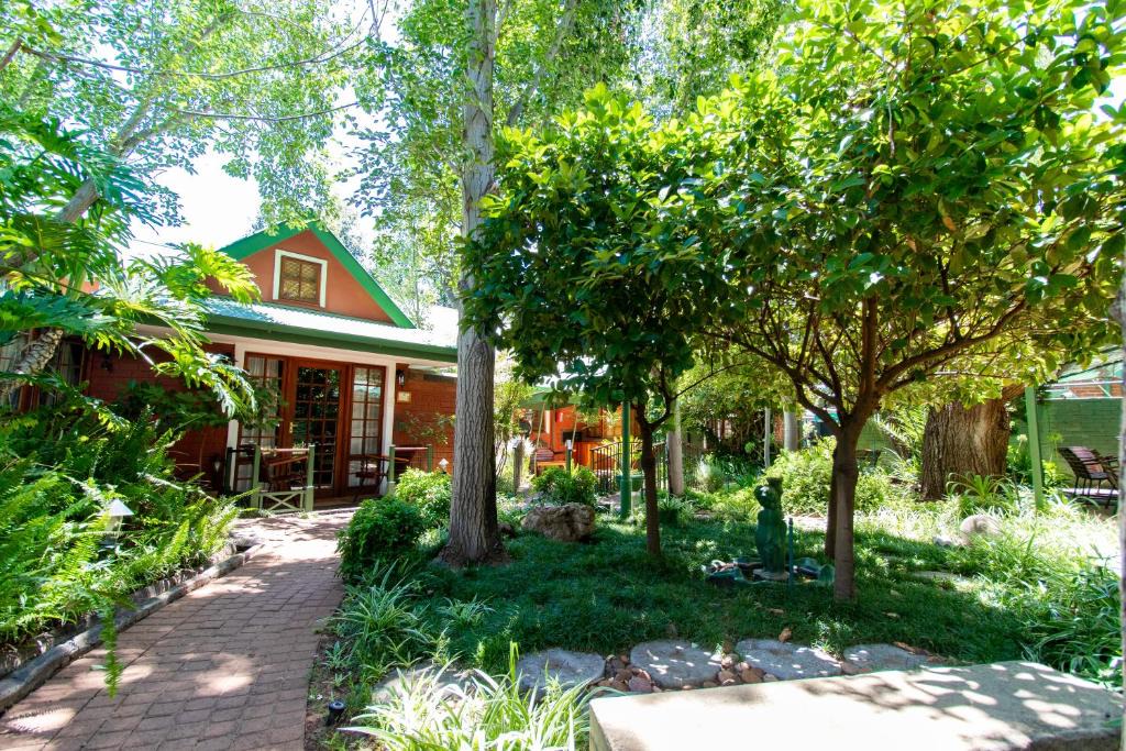 Fichardt Park Bed & Breakfast | Kleine Eden Guesthouse