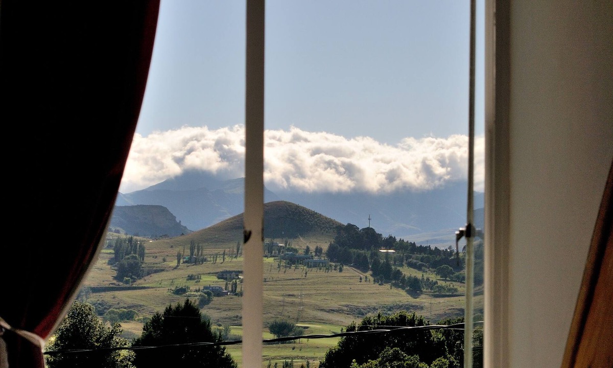 Clarens Hotel | Knock Out View Clarens