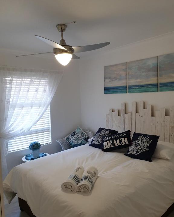 Gordons Bay Central Apartment | La Bella Blů