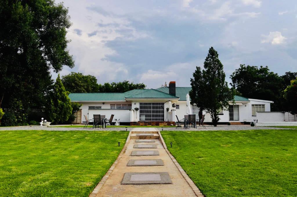 Kroonstad House | La Capucine