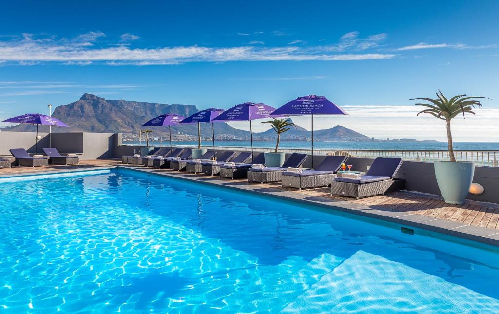 Lagoon Beach Hotel | Lagoon Beach Hotel & Spa