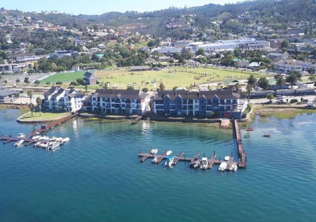 Knysna Central Apartment | Laguna Grove Holiday Rentals