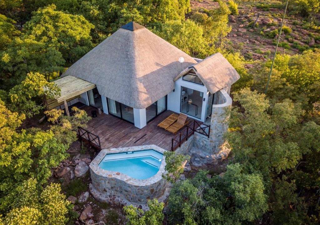 Vaalwater Cabin | Laluka Safari Lodge - Welgevonden Game Reserve