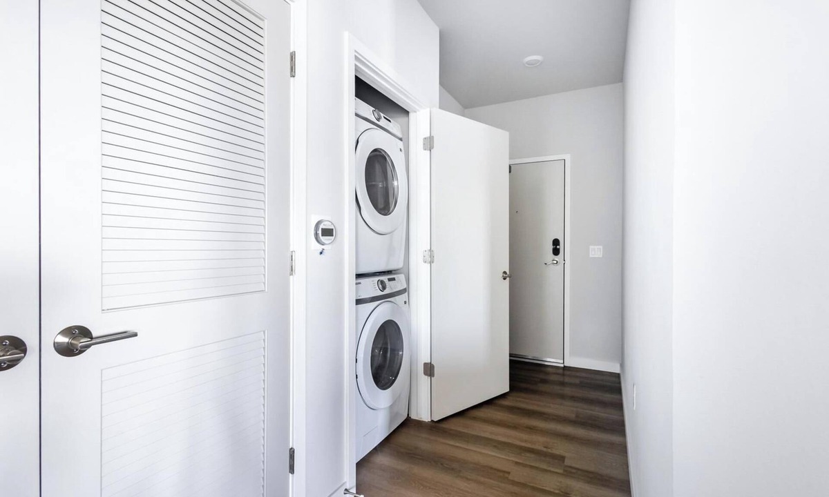 Santa Rosa Apartment | Landing | Stunning 1BD, Courtyard, Gym