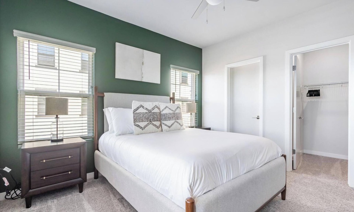Santa Rosa Apartment | Landing | Stunning 2BD, Gym, Clubhouse
