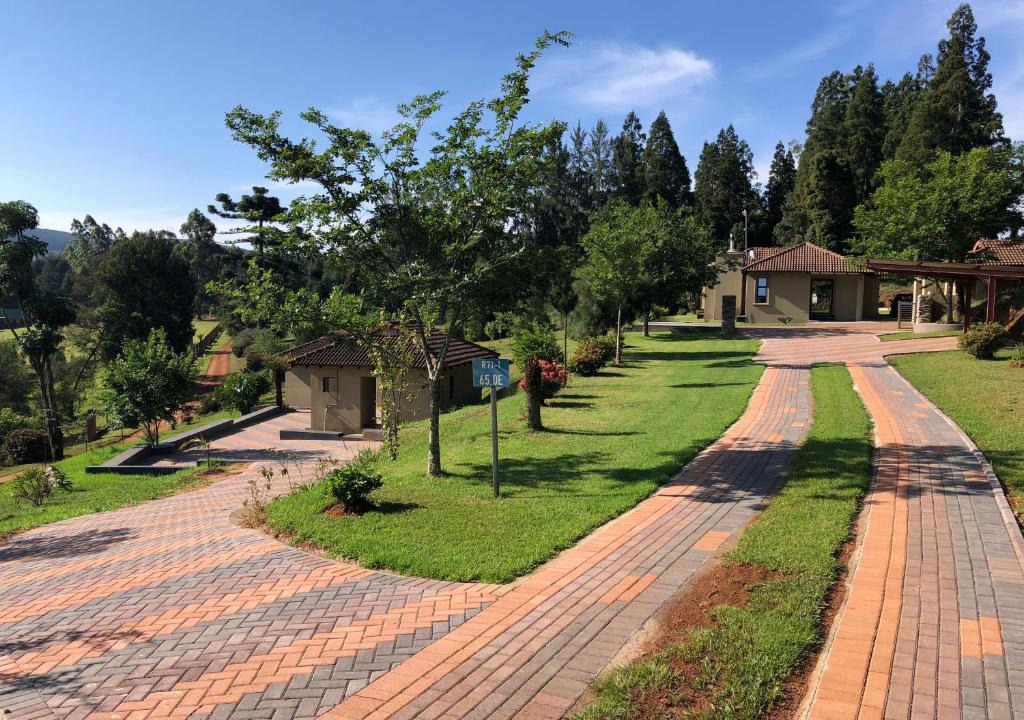 Haenertsburg Apartment | Langalanga on the mountain bend