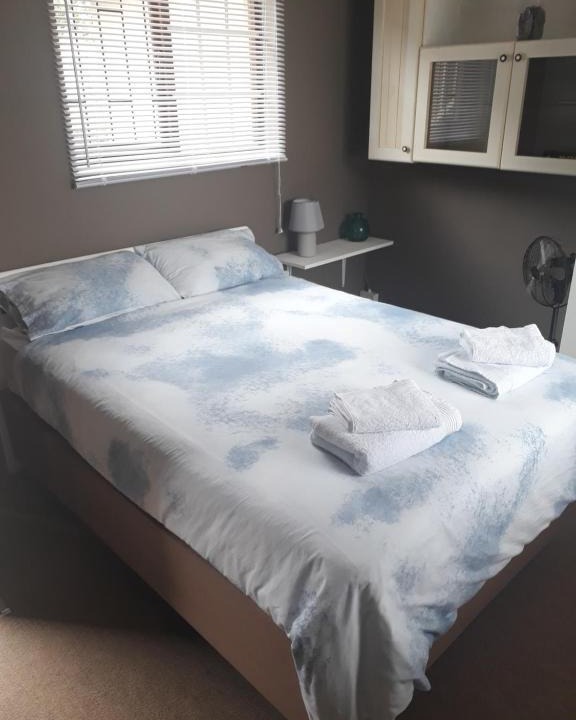 Bot River House | Lavender Avenue Guest Room