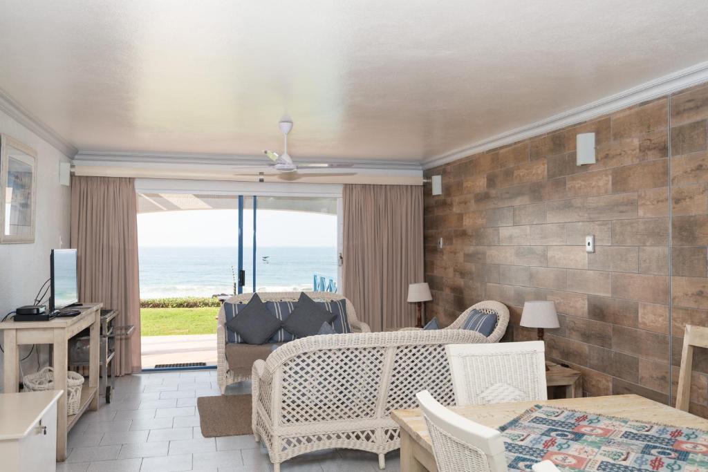 Ballito Apartment | Le Paradis 5 - With Inverter
