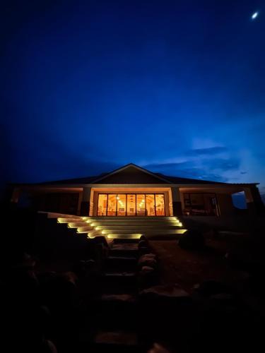 Renosterberg House | Leeuwkuil Lodge